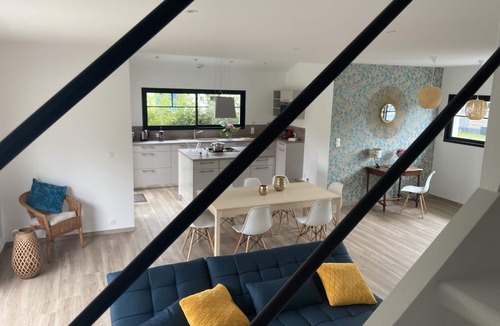 Andernos-les-Bains Villa | Bright contemporary villa with jacuzzi 300m from the beach