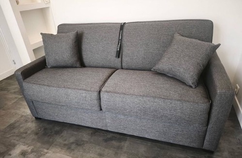 La Baule-Escoublac Apartment | Bright Contemporary Studio, 2 Guests, Prime Location in La Baule, Close to Beach, Shops, and Market