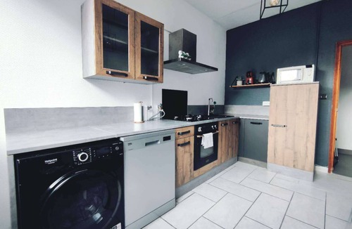 Jacquard - Prefecture Apartment | Bright & Cozy 2 bedrooms Walk Everywhere in Saint-Étienne