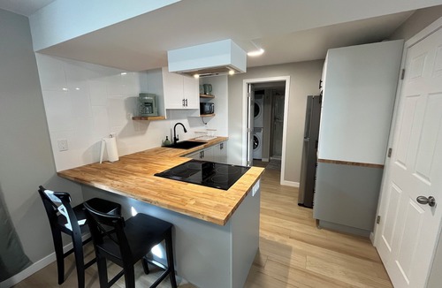 Fort Saskatchewan Apartment | Bright & Cozy Basement Suite – Perfect for Work or Adventure