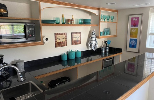 Ralston Valley Apartment | Bright & cozy garden-level apartment, 18 minutes from Red Rocks