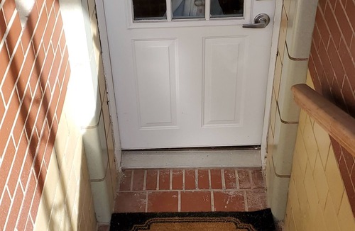 Bayview Apartment | Bright & Cozy Private John's Hopkins Studio Apartment
