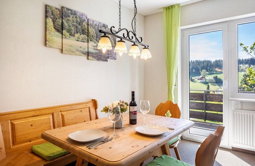 Schoenwald Apartment | Bright Feldberg Apartment on Farm with Private Balcony and Green Views