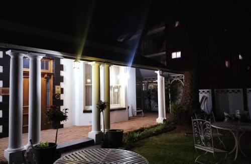Kimberley House | Bright Diamond Inn