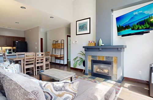Sun Peaks Condo | Bright, Elegant, Peaceful Ski In/Out Condo