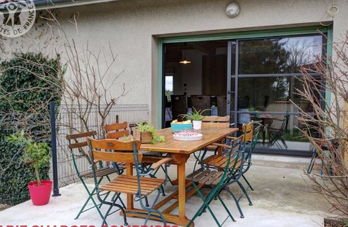 Saint-Just-Saint-Rambert Cottage | Bright house with enclosed garden and fireplace, perfect for families and friends