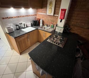 Newent House | Bright & fresh, 3 storey market town house, Newent