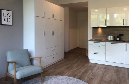 Schweinfurt Apartment | bright furnished 1 room apartment with elevator