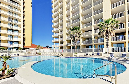 Orange Beach Condo | Bright Gulf-Front Corner Unit w/ Pools, Hot Tubs & Wraparound Balcony