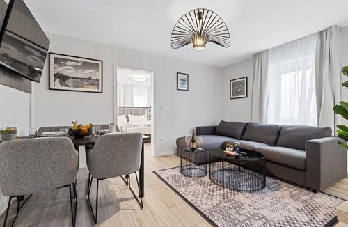 Herzogenaurach Apartment | BRIGHT Herzogenaurach Zentrum