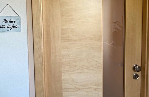 Tauberbischofsheim Apartment | Bright holiday apartment with WiFi in a central, quiet location