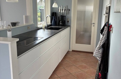 Kerteminde House | Bright Holiday Home with Sea View and Annex