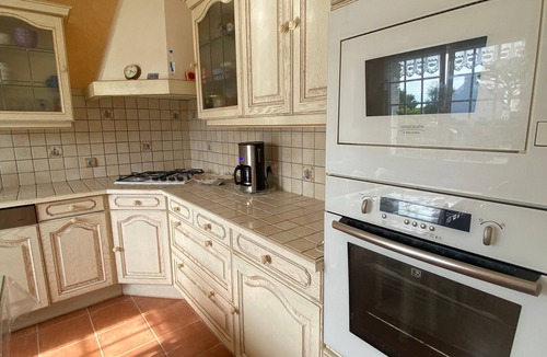 Groix House | Bright house in Groix with garden