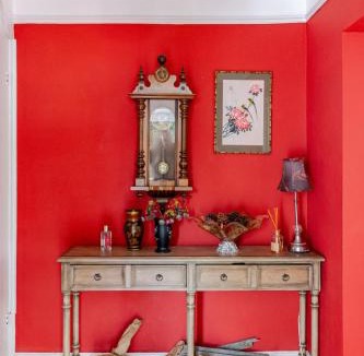 Bexhill-on-Sea House | Bright large double with sole use lovely separate bath only