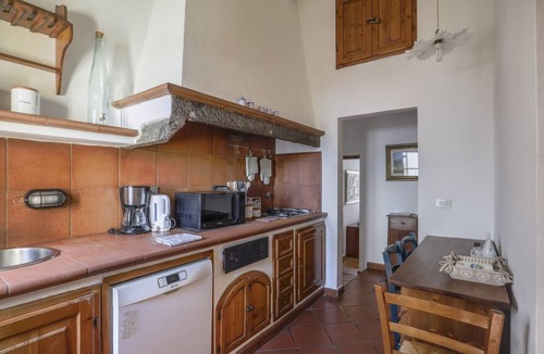 Santa Croce Apartment | Bright Last-Floor Apartment with Terrace