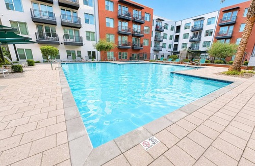 Estrella Apartment | Bright Luxury Apartment + Balcony Views with pool And fitness room