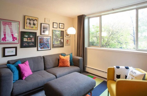 Nokomis Condo | Bright & Modern 1 BR Condo Near Light Rail & Park