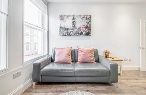 Colville Apartment | Bright & Modern 2-Bed Notting Hill Apartment