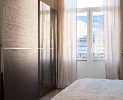Postel Apartment | Bright & Modern 2 Bedroom Apartment in Ixelles