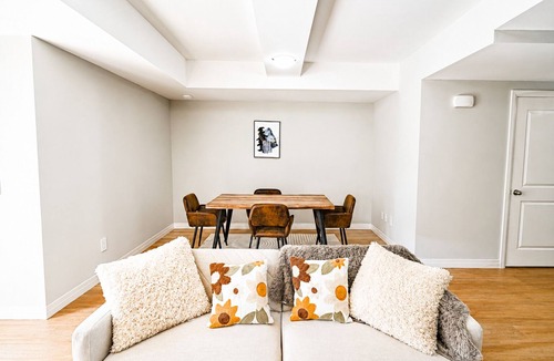 Doon South Condo | Bright Modern 2BR 2BA · Free Parking · Walk to Trails · Near Conestoga College