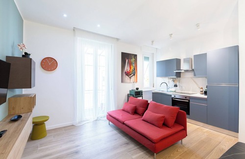 Vercelli Apartment | Bright Modern and Cozy Two-room Apartment - Convenient Parking & Fast Wi-Fi