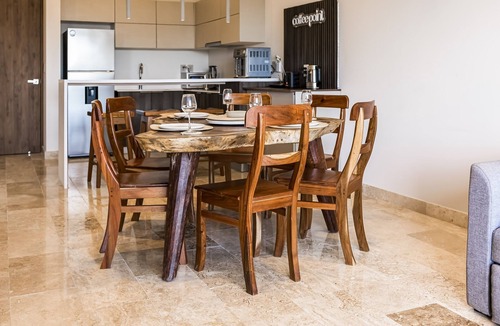 Playa Paraiso Apartment | Bright modern escape with rooftop pool, private jacuzzi hot tub and WiFi