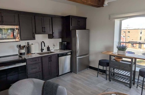 Truro Apartment | Bright modern & spotless, 1 BR with 6 appliances