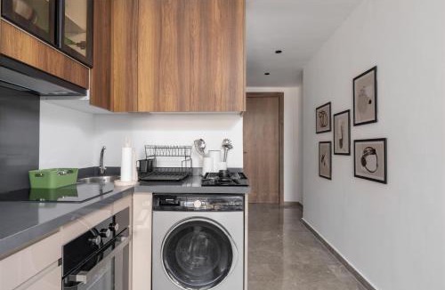 Gauthier Apartment | Bright Modern Studio, Gauthier