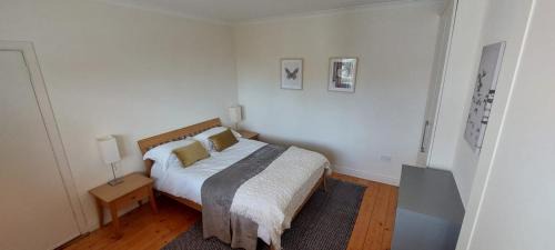 Dundrum House | Bright Open Airy Living in Dublin 14