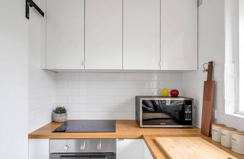 Manly Apartment | Bright & Peaceful Top-Floor Retreat with Harbour Views