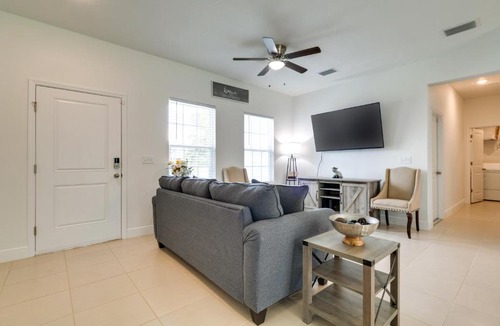 Ocala House | Bright, Pet-Friendly Home: 16 Mi to Downtown Ocala