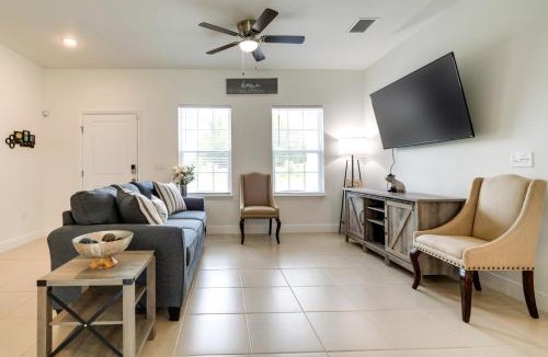 Ocala House | Bright, Pet-Friendly Home: 16 Mi to Downtown Ocala