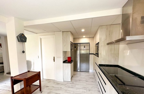 Costa Esuri Ski Chalet | Bright Refurbished 3 Bedroom Townhouse ALI001
