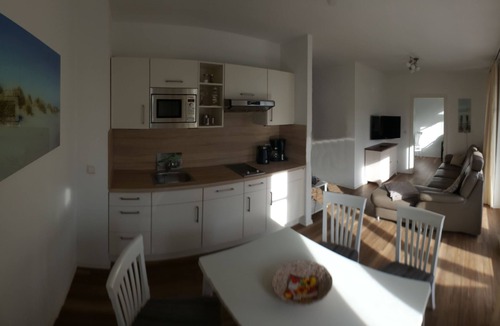 Ostseebad Kuhlungsborn Apartment | Bright renovated apartment 350m to the beach