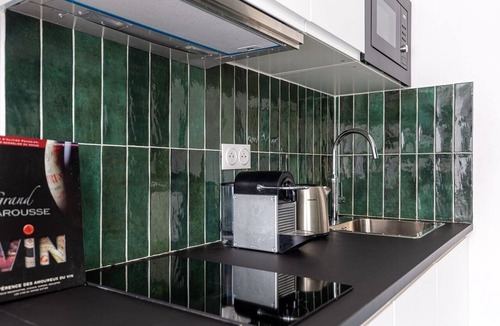 Chartrons Apartment | Bright renovated studio in Chartrons · fast wifi