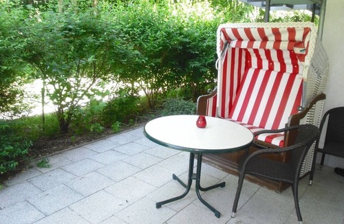 Kuhlungsborn Ost Apartment | Bright Seitz vacation apartment with covered terrace in the Baltic seaside resort of Kühlungsborn