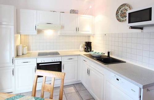 Ostseebad Kuhlungsborn Apartment | Bright Seitz vacation apartment with covered terrace in the Baltic seaside resort of Kühlungsborn -
