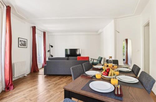 Clignancourt Apartment | Bright & Spacious 1BR in Montmartre - Paris 18