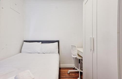 Tilbury House | Bright & Spacious 2BR Retreat in Tilbury