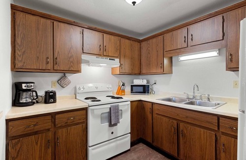 Bellevue Apartment | Bright + Spacious Apt 12 with King Bed and Workspace