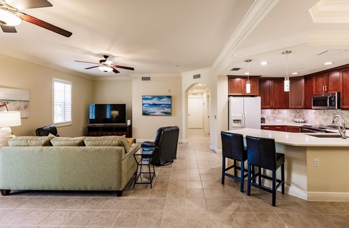 Pelican Condo | Bright, Spacious Condo w/Pool, Close to Beaches!