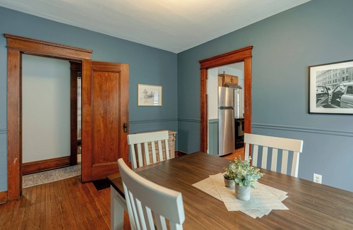 Eastside Apartment | Bright & Spacious near SU, Hospi