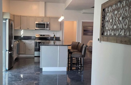 Springfield Condo | Bright & Spacious New 3BR Retreat Private Entrance Near DC & Pentagon