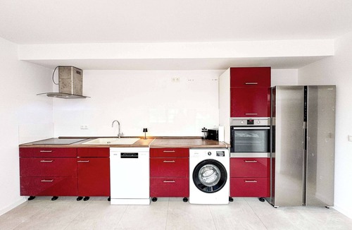Grossbeeren Apartment | Bright & Spacious South-Berlin Flat with Parking