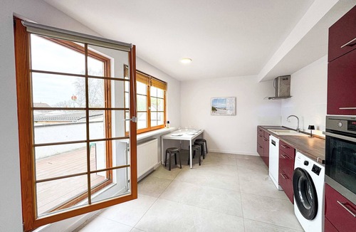 Grossbeeren Apartment | Bright & Spacious South-Berlin Flat with Parking