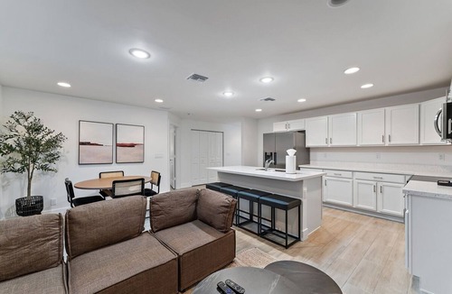West Palm Beach House | Bright & Spacious 3BR | Close to Beaches