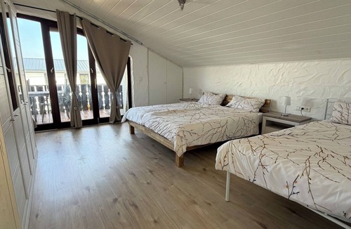 Bad Urach Apartment | Bright, spacious vacation apartment at the Lindenhof-Riding, hiking, museums and much more