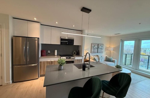 North End Apartment | Bright spotless & modern 1 BR in North End Halifax