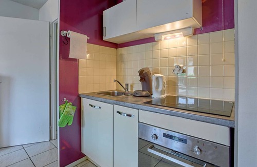 Barbotan-les-Thermes Apartment | Bright studio 23 m², 2 people, pets allowed, parking