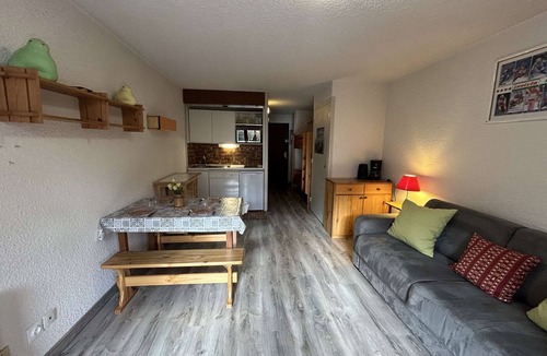 Chantemerle Apartment | Bright studio 4 pers., south balcony, parking - Serre-Chevalier
